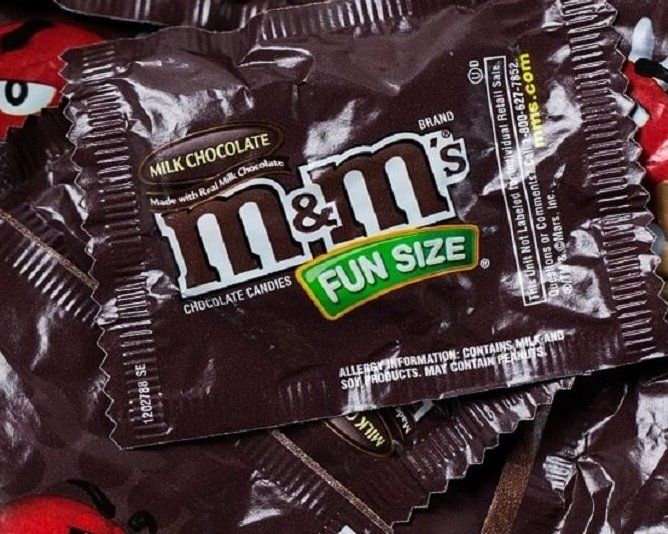 M&M's Chocolate Candy Fun Size Assorted - M&Ms Milk Chocolate, Peanut and Peanut Butter Assorted - M&Ms Chocolate Candy Variety Pack 2 Pounds
