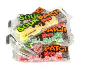 Yup, these Wrapped Spur Patch Kids taste as good as they look and who can resist their Sour then Sweet taste.